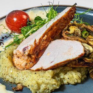 Пиле с артишок и печурки 400 г