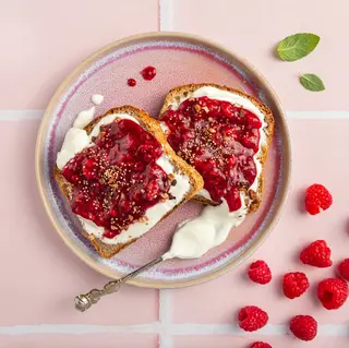 Tostada Con Mermelada