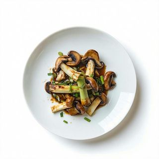 Funghi e germogli di bambù
