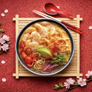 Карі лакса з креветками