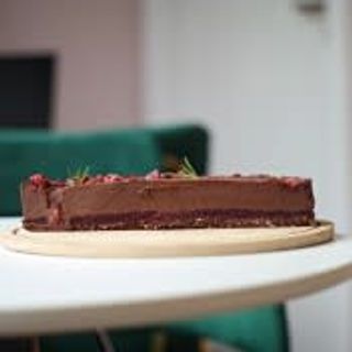 Chocolate-orange-cranberry tart