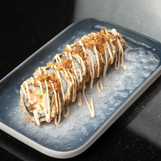 33S. Tempura De Salmón Con Aguacate Y Philadelphia (6 Uds.)