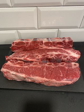 Asado De Tira Gruesa 615 g.