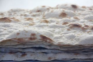 Հատուկ ալյուրների խառնուրդով դիետիկ լավաշ 1 հատ /Special mix diet lavash 1 pcs 