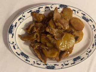 93. Manzo con patate