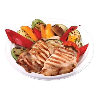 Pulpă de pui cu legume la grătar