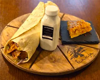 LAWASZ KRAFT KEBAB Z KURCZAKA [MEGA, BAKLAWA ORZECHOWA, AYRAN]