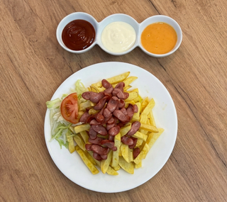 Salchipapa