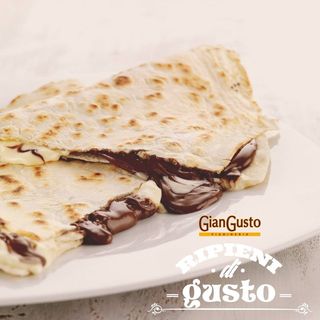 Piada con confettura di fichi e squacquerone