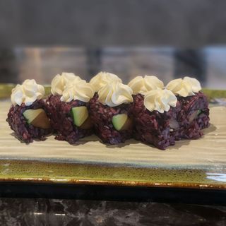 Uramaki Philadelphia Negro (4 Pzs.)