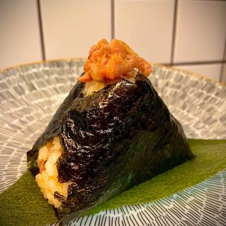 Onigiri Atún mayonesa picante 