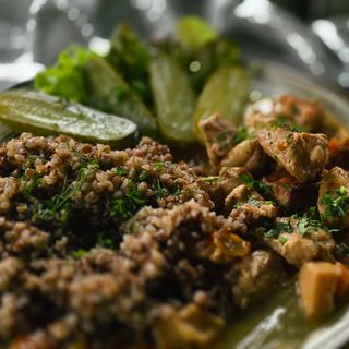 Gulasz z szynki w sosie własnym 