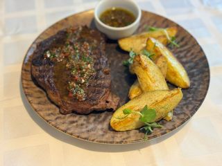 Ceafa de porc marinata in bere