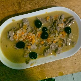 Pica pau de porco+batatas fritas em palitos