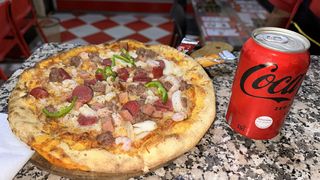 Pizza Royale + Coca