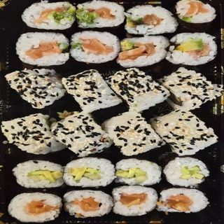 Combo 2 MAKI MORIAWASE  (24 iezas)