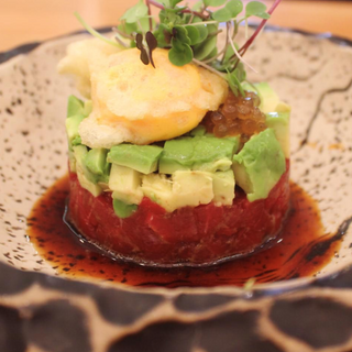 TARTAR DE ATÚN ROJO CON TRUFA