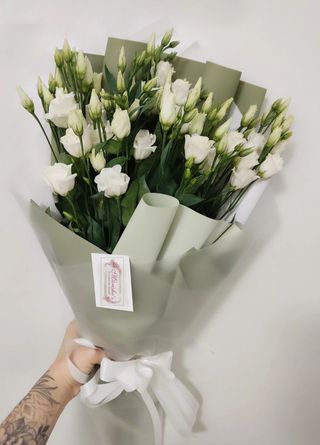 თეთრი ეუსტომები