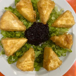 Camembert Frito Con Arándanos