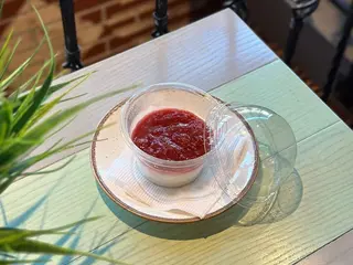Полунична Пана Кота