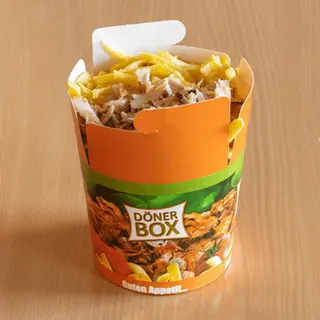 Doner box de pollo con patatas 