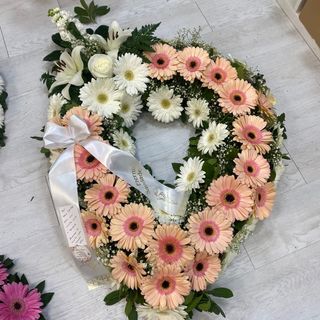 Coração de funeral ( escolher a cor e escrever mas observações)