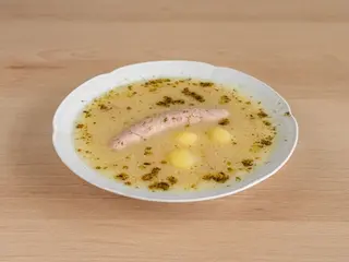 Żurek z kiełbasą białą