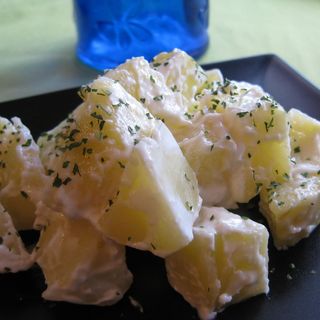 2 Patatas Alioli por 9€