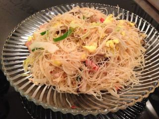 24. Оризови спагети със зеленчуци 600г