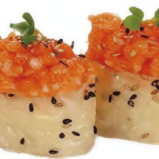 178-Gunkan Ymi spicy salmon