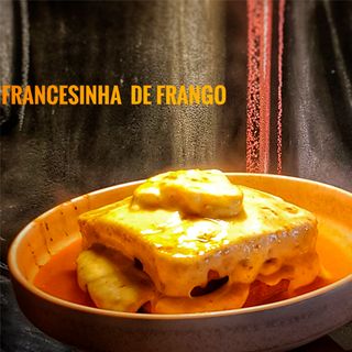 Francesinha Frango