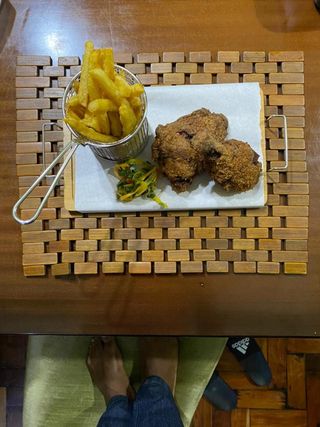Ribs With Chips