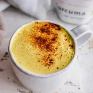 Curcuma latte