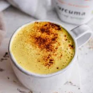 Curcuma latte