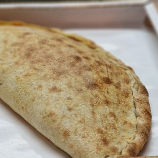Calzone pomodoro mozzarella
