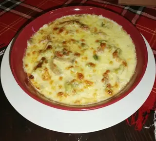 Картофи с топено сирене (400г)