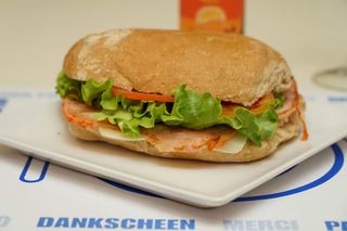 Bocadillo lombo completo