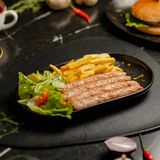 Фирменные колбаски с картофелем фри