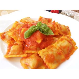 Ravioli al pomodoro
