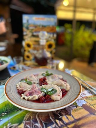 Вареники с вишня (250г)