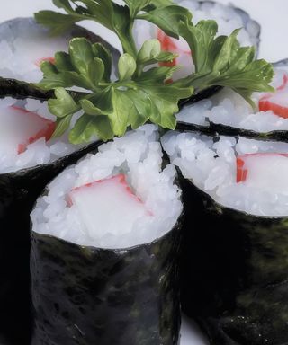 Hosomaki sake maki
