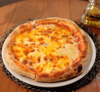 Pizza Margarita (L)