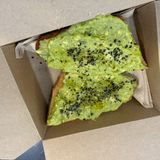 Tostada Con Aguacate