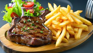 Platou cotlet de porc la gratar