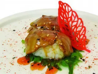 143. Sushi foie gras