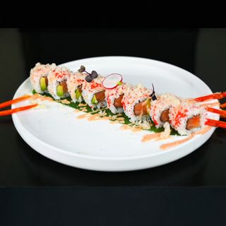 65 Uramaki spicy sake