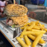 Burger La Colombiana