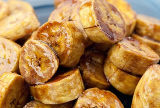 162. Паниран банан с карамел (200г)