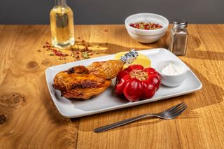 Pui la ceaun cu mujdei, muraturi si mamaliguta