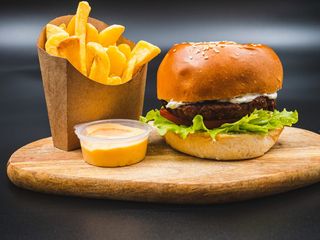 Meniu Falafel Burger